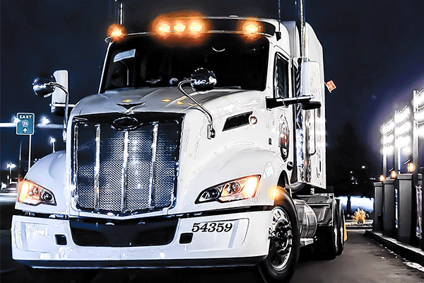 semi-truck-parked-for-night